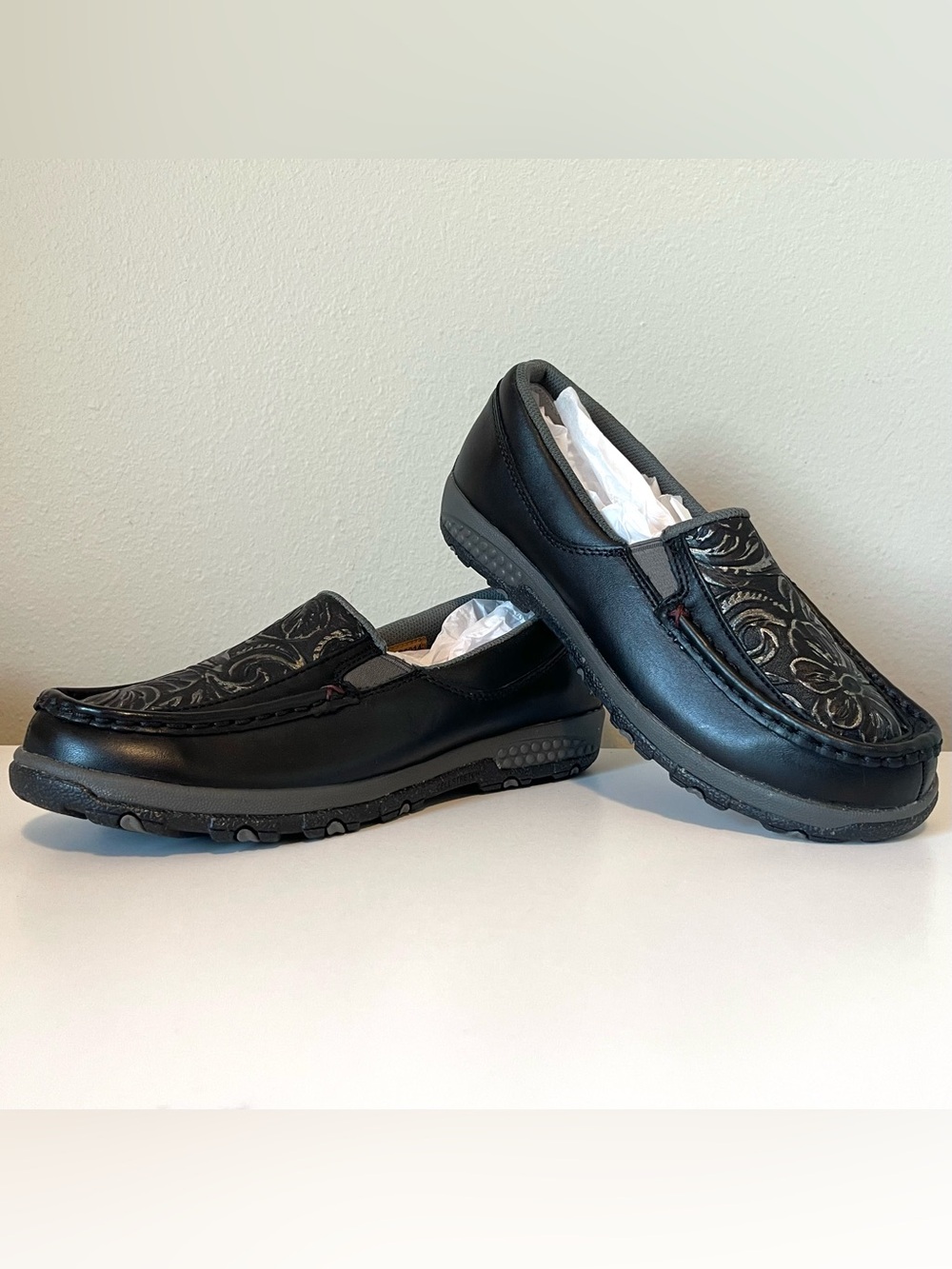 NWOT Twisted X Slip On Driving Moc - Leather Upper Silver Tooling Pattern - 7M